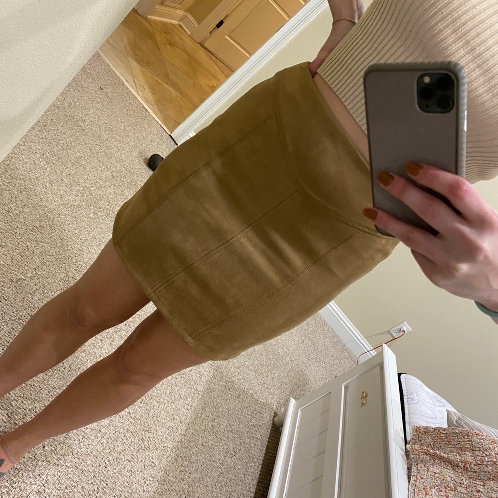 SUEDE SKIRT